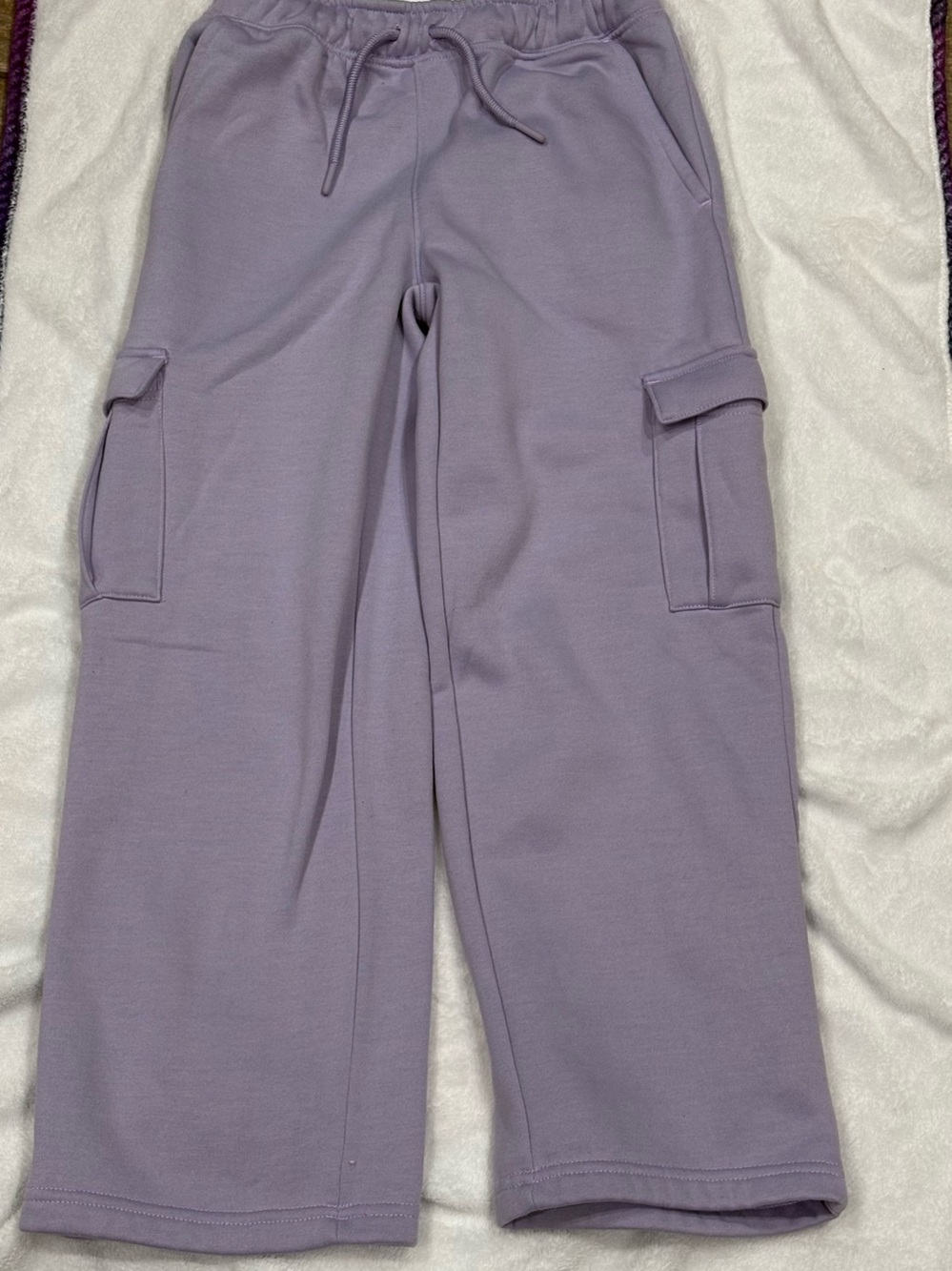 Levi’s Girls Lavender Fleece Cargo Sweatpants Size L (12–13)